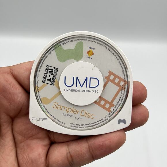 Sampler Disc Volume 1 - Sony PSP - Tested and Authentic - Picture 3 of 5
